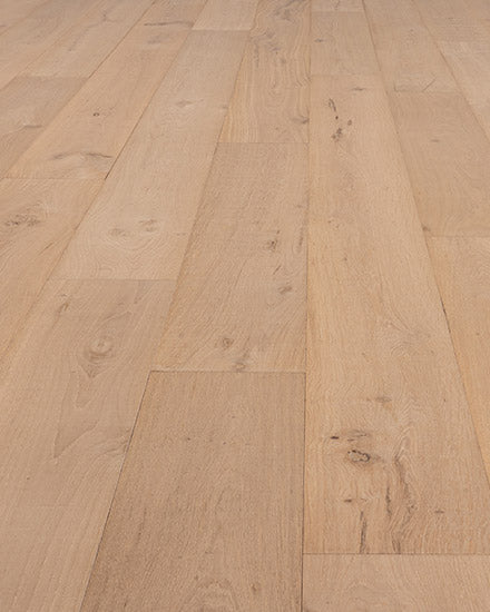 ANTICA - European Oak - Engineered Flooring - 7.48 in. wide plank