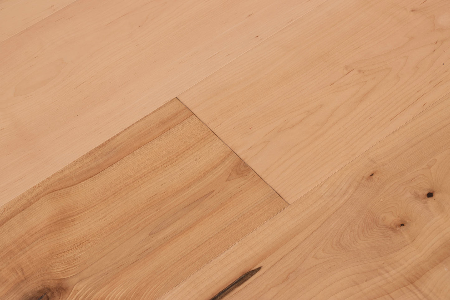 Natural Maple - Engineered Flooring - 7.5 in.