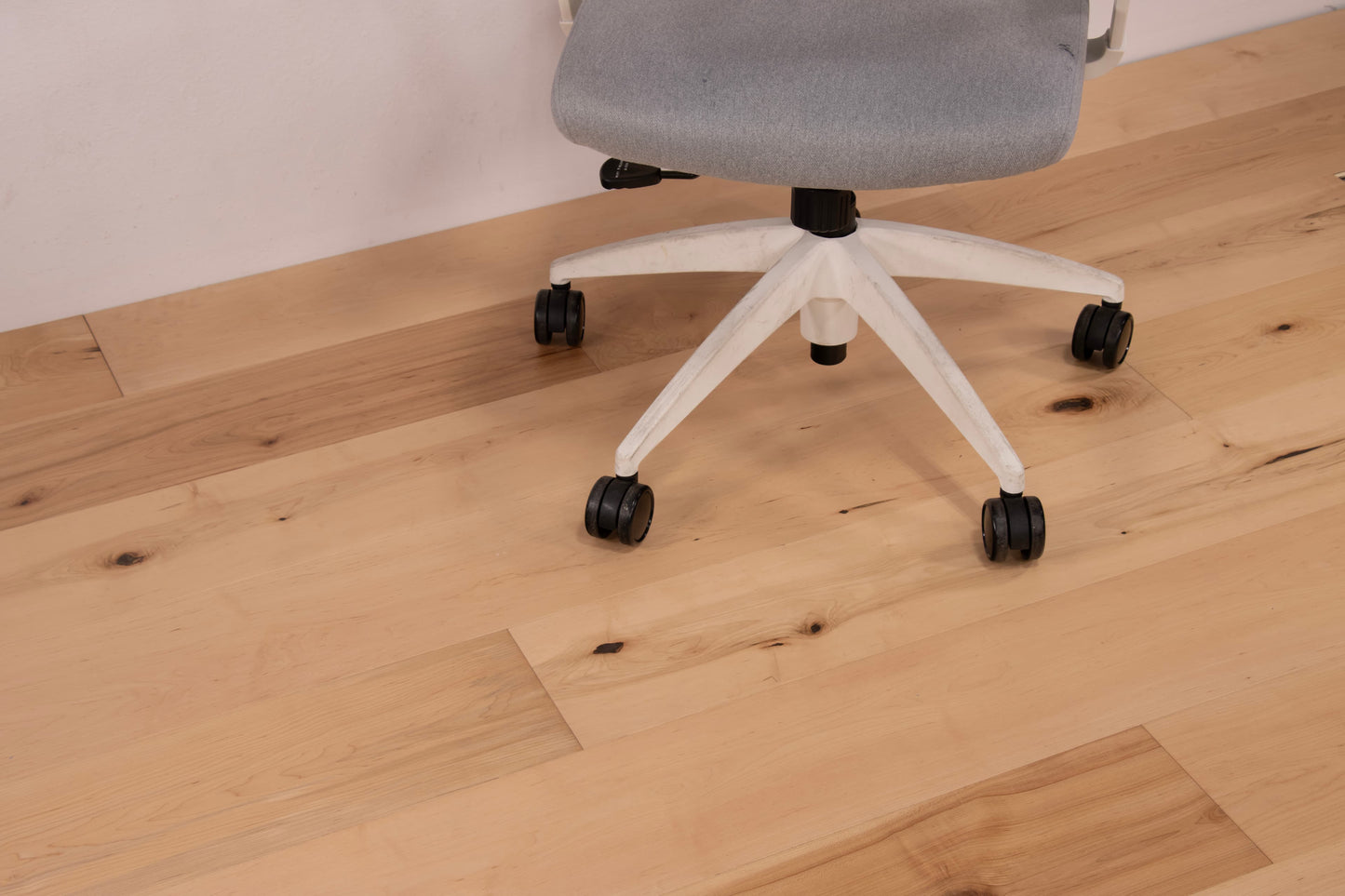 Natural Maple - Engineered Flooring - 7.5 in.