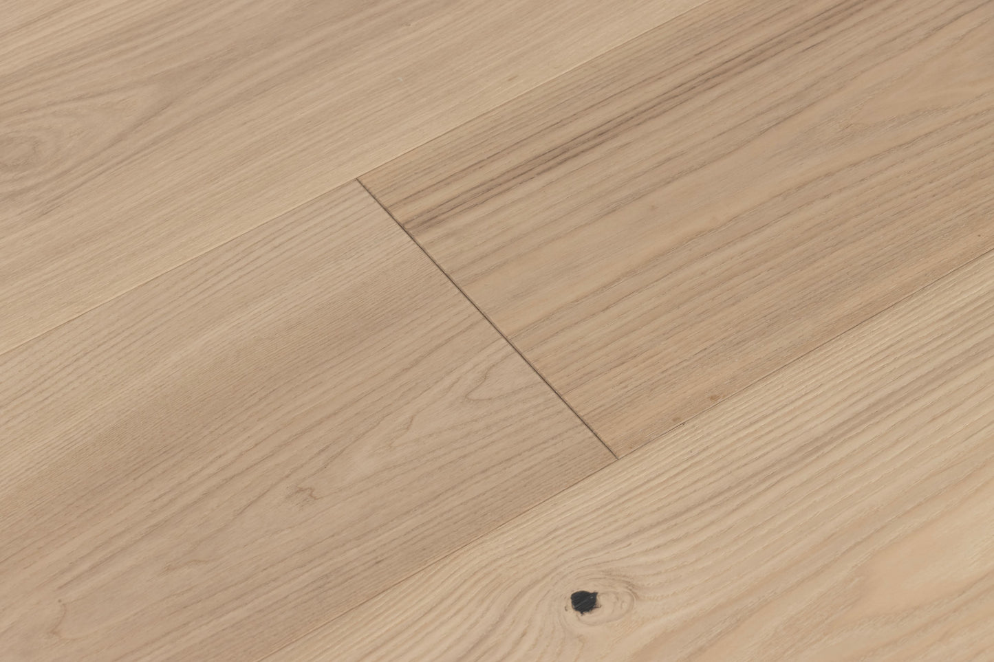 Clarified Ash - Engineered Flooring - 7.5 in