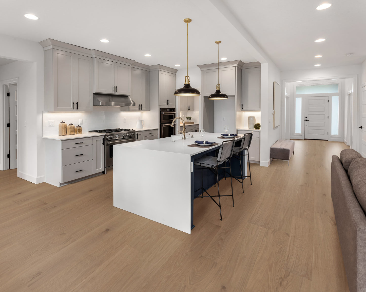 Champagne Sea - European White Oak - Engineered Flooring - 7.5 in.