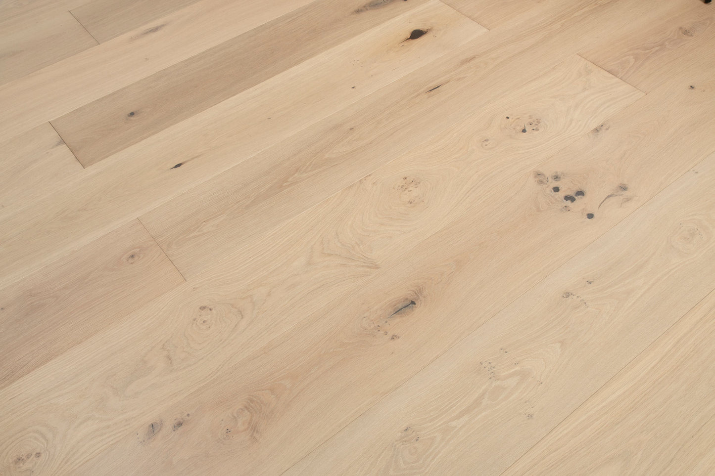 Lost Coast - European Oak - Engineered Flooring - 9.5 in.
