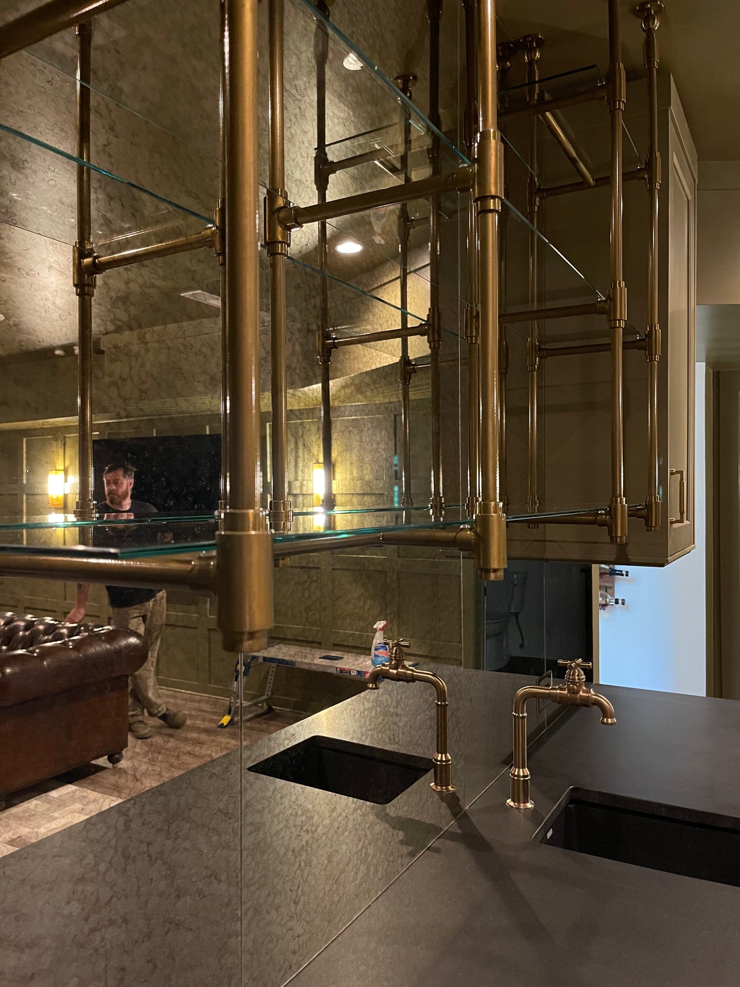 Modern Metal & Glass Shelves - Round Bracing - Gold