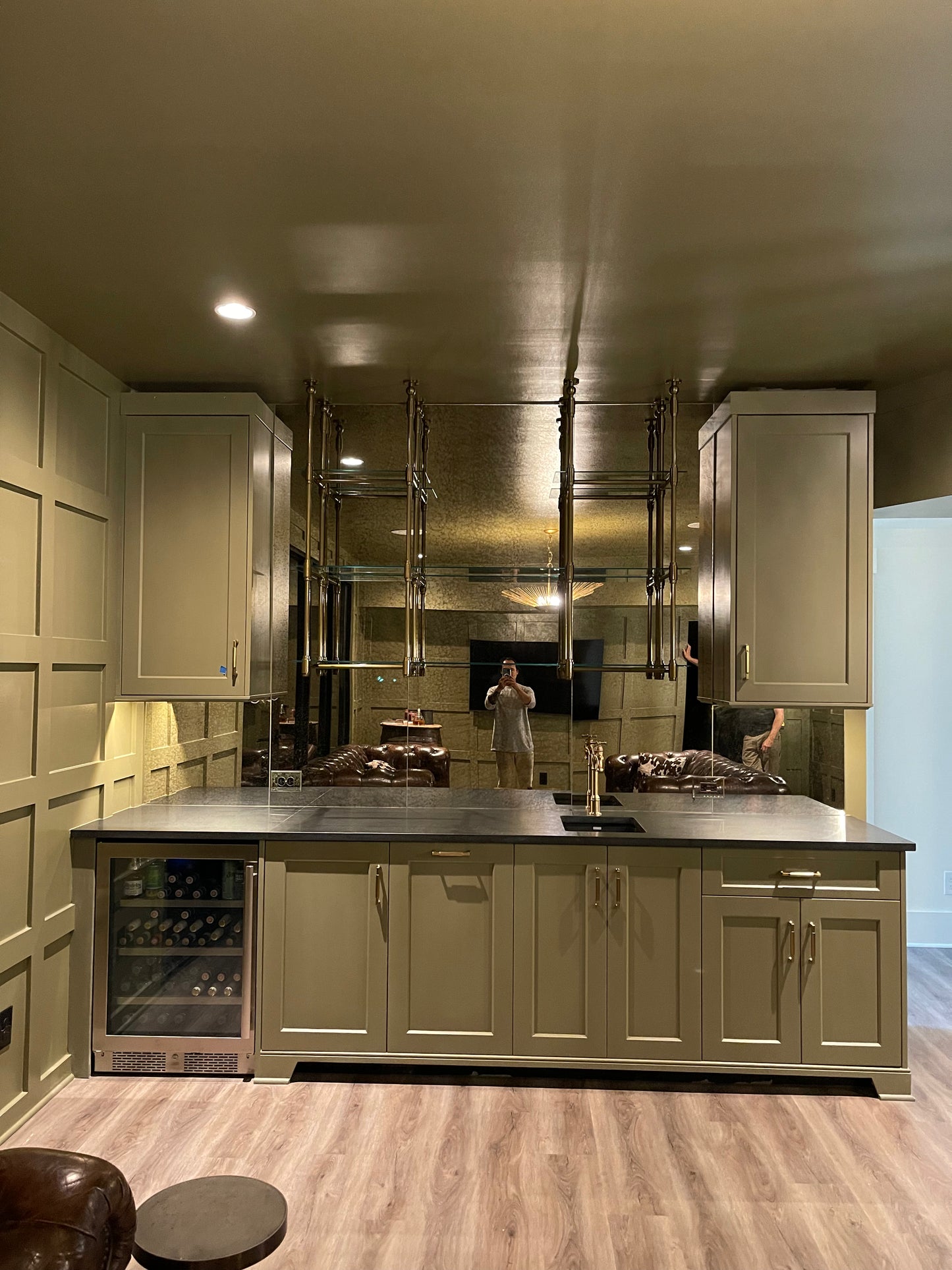 Modern Metal & Glass Shelves - Round Bracing - Gold