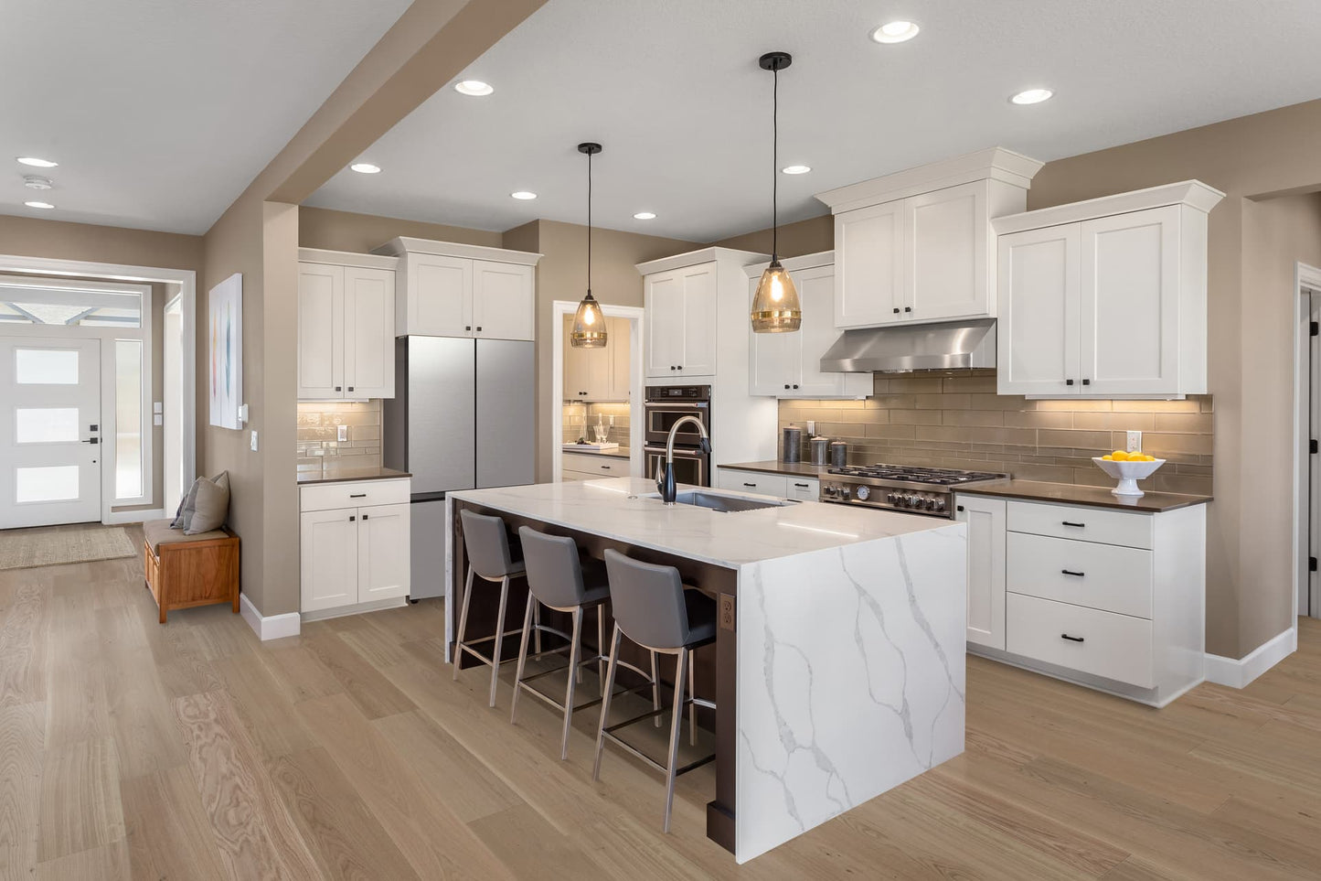 New Vine - European White Oak - Select Grade - Engineered Flooring - 7.8 in.