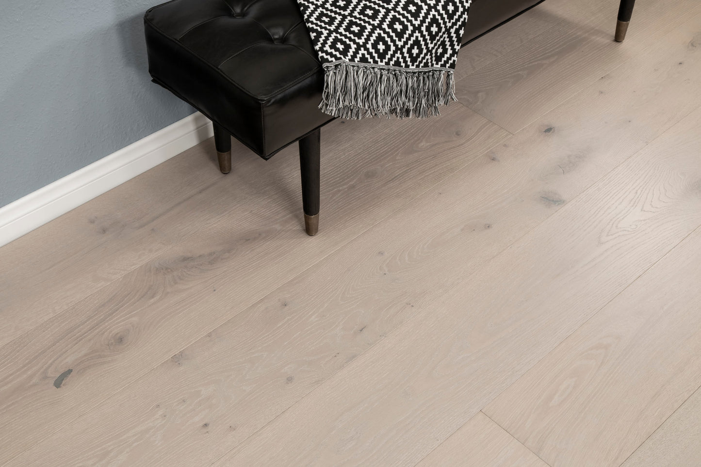 New World - European Oak - Engineered Flooring - 9.5 in.