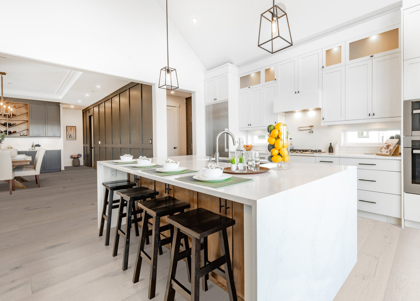 New World - European Oak - Engineered Flooring - 9.5 in.