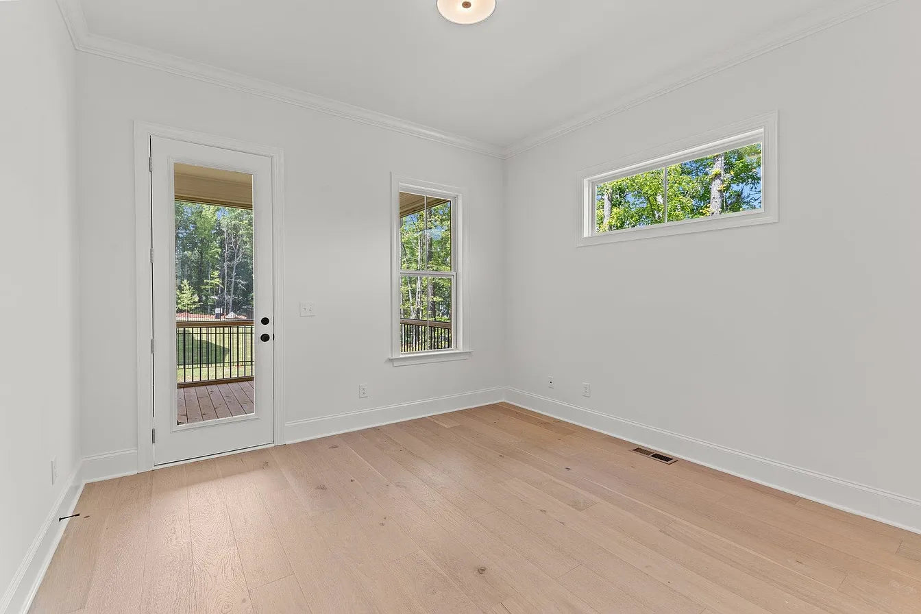 ACCLAIM - European Oak - Engineered Flooring - 7.48 in. wide plank