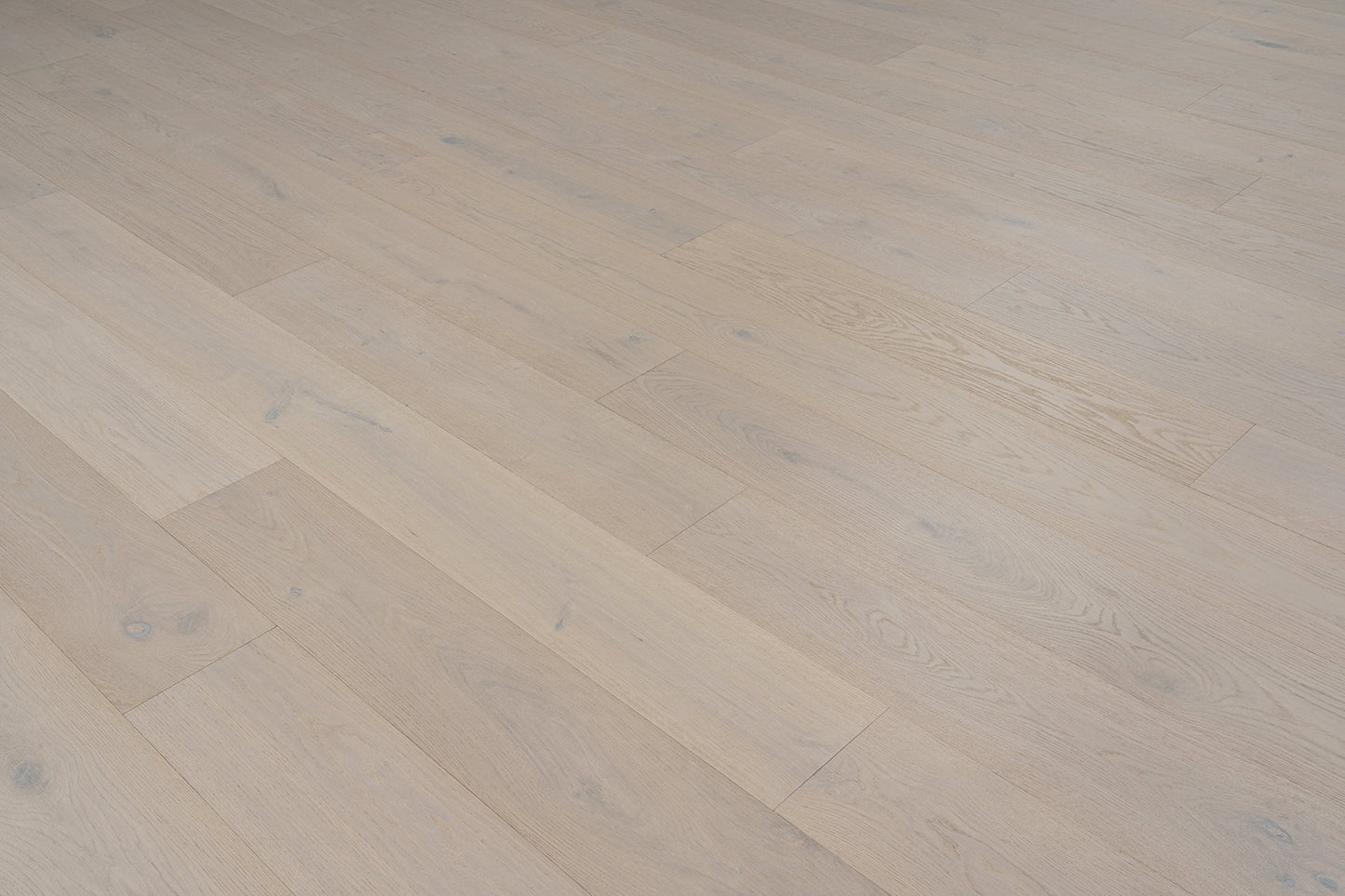 Bella - French Oak - Engineered Flooring - 7.48 in. wide plank