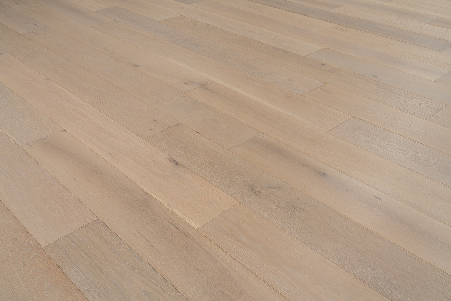 Chiara - French Oak - Engineered Flooring - 7.48 in. wide plank