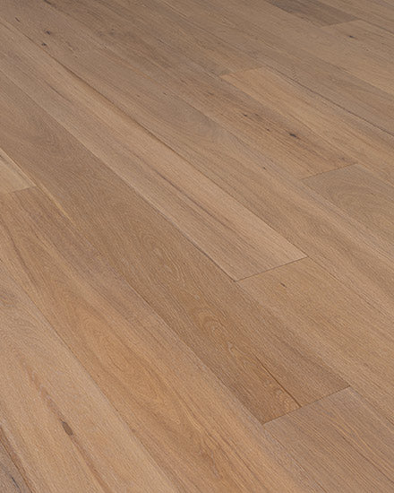 WEATHERED ASH - OLD WORLD OAK - Engineered Flooring - 7.44 in. wide plank