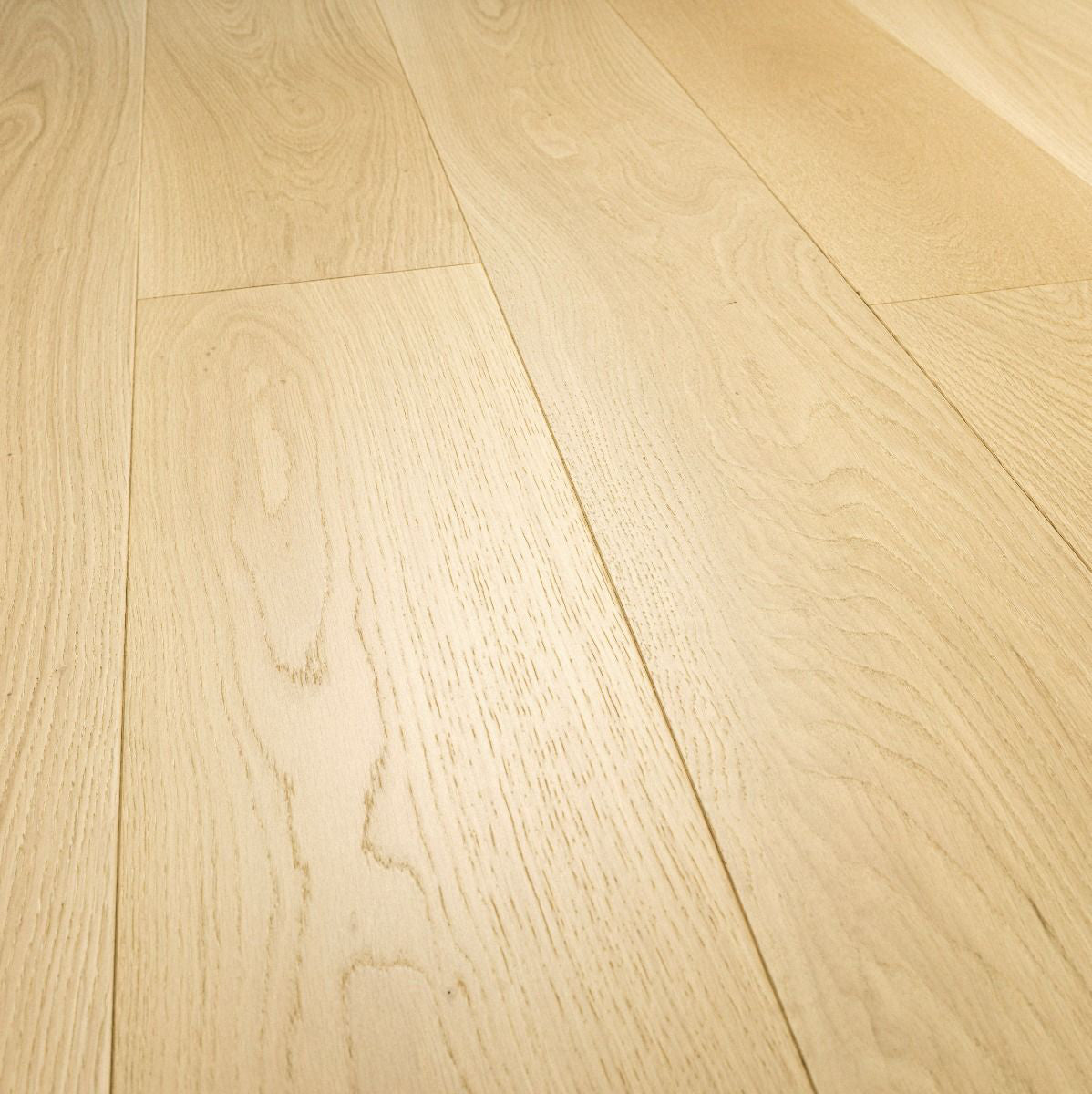 7.5 x 9/16 Select Grade French Oak - Prefinished Engineered Flooring - 3mm wear layer - LIN