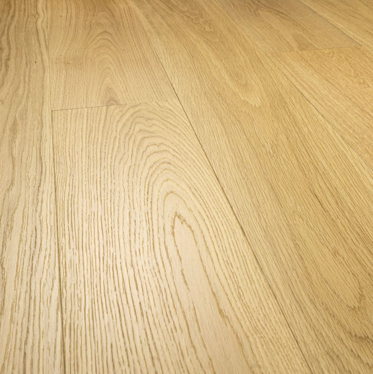 7.5 x 9/16 Select Grade French Oak - Prefinished Engineered Flooring - 3mm wear layer - Nat