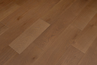 CALI - Barnyard Brut - European White Oak - Select Grade - Engineered Flooring - 7.8 in. wide plank