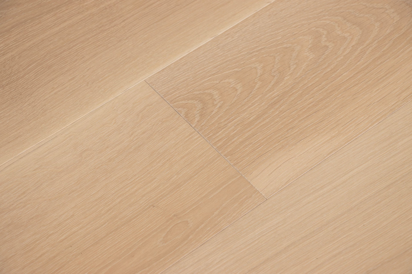 CALI - Blanc de Blanc - European White Oak - Select Grade - Engineered Flooring - 7.8 in. wide plank