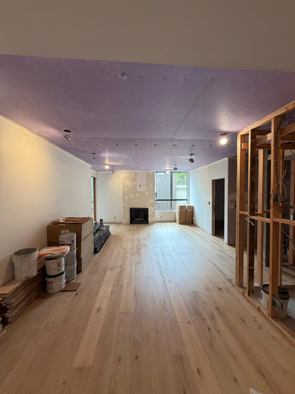 Sonoma Salt Oak - Barrel - European White Oak - Engineered Flooring - 7.5 in.