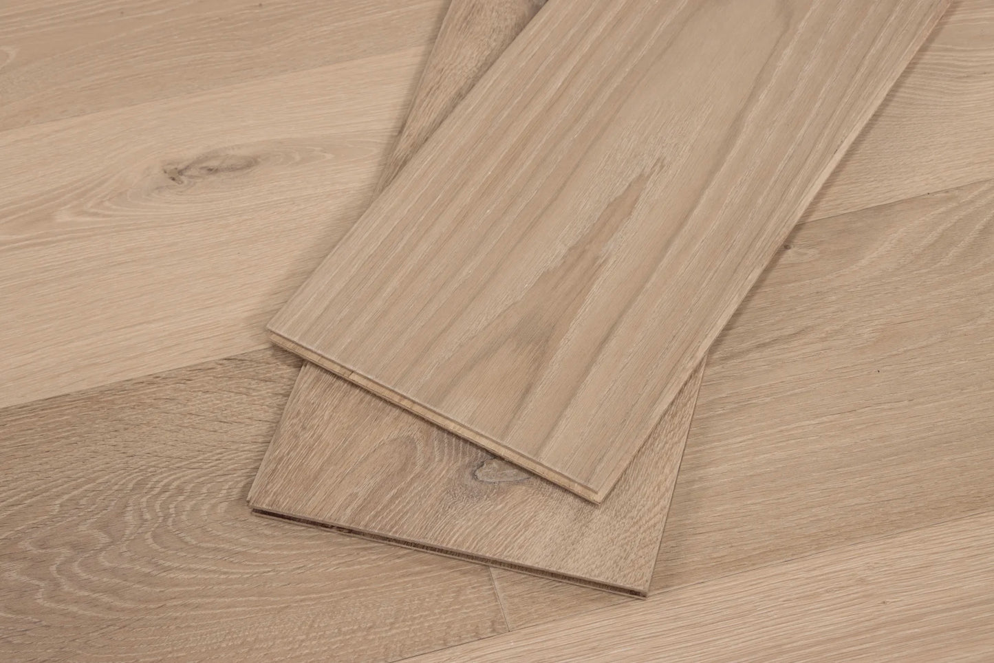 Petite Pearl — CALI engineered European white oak