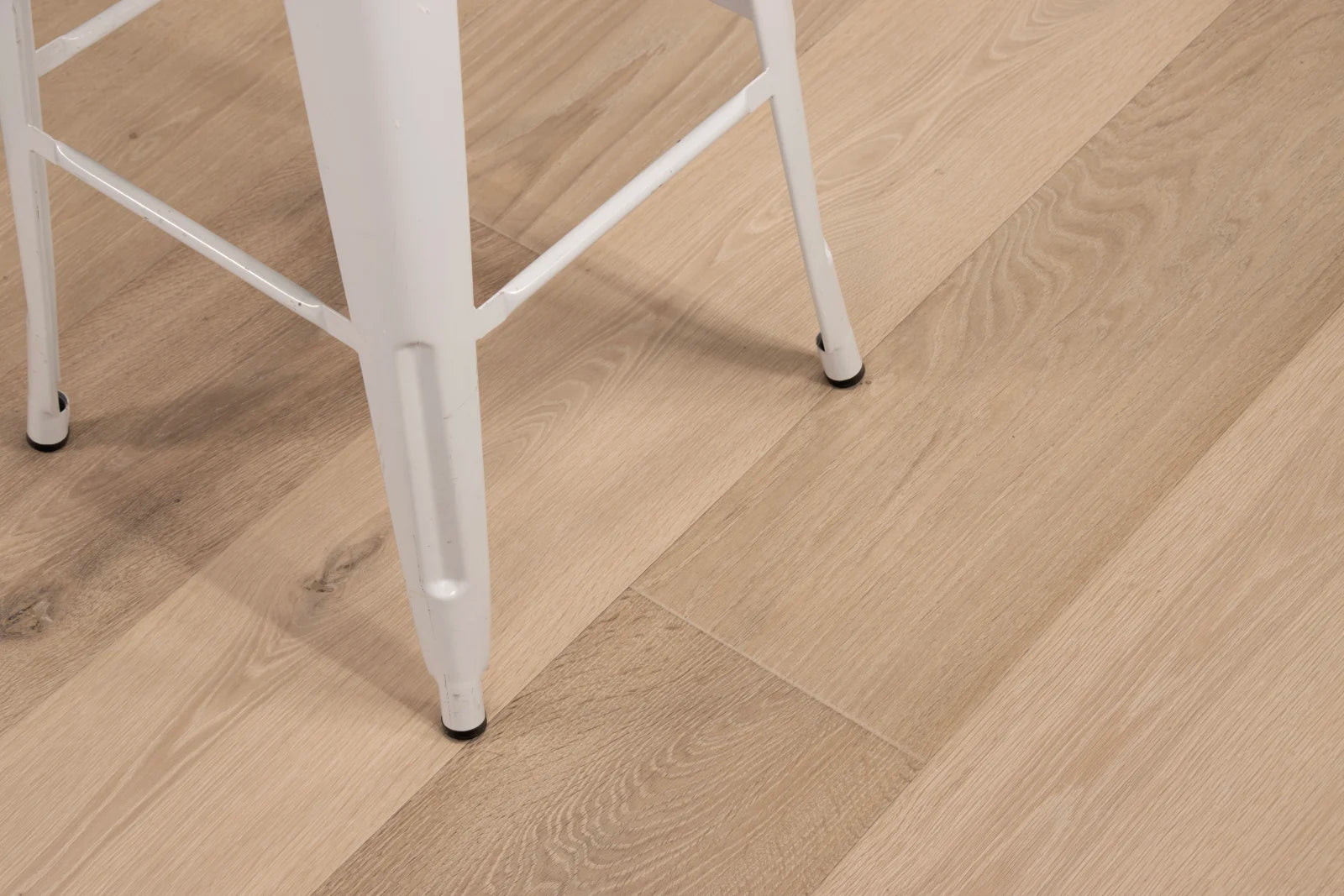Petite Pearl — CALI engineered European white oak