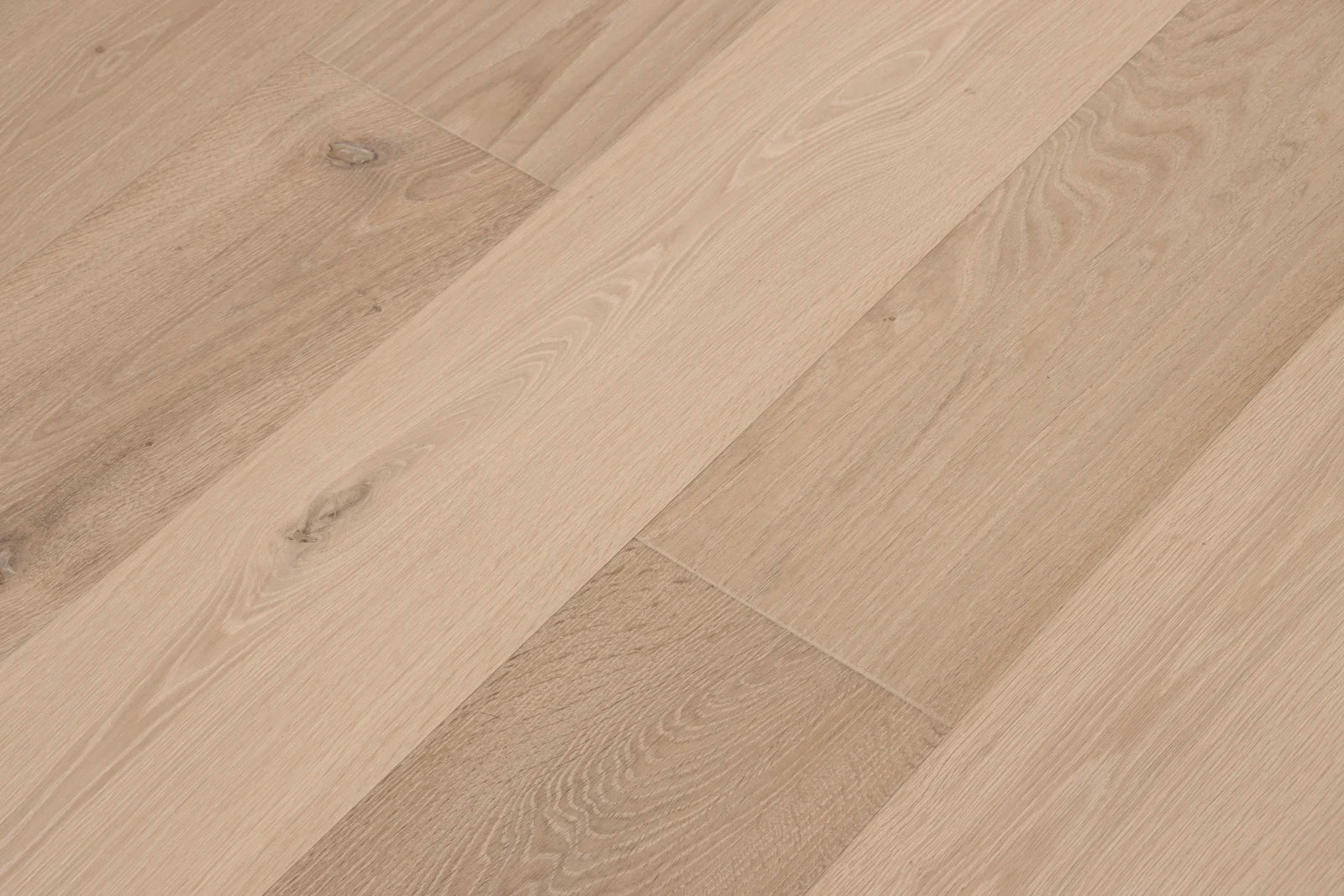 Petite Pearl — CALI engineered European white oak