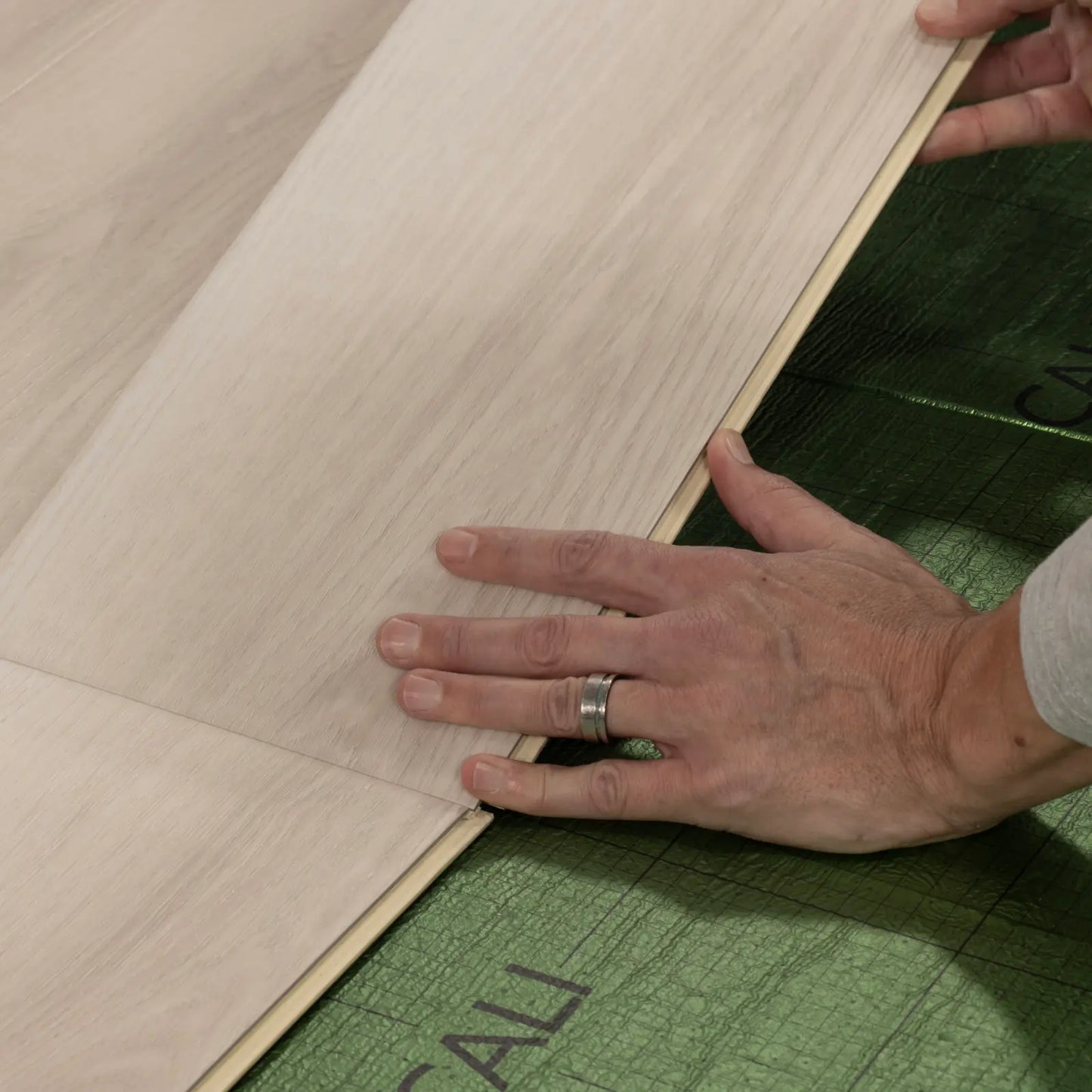 Crystal Crescent LVP - 8 in. x 54.75 in.