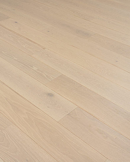 NOVARA - European Oak - Engineered Flooring - 7.48 in. wide plank