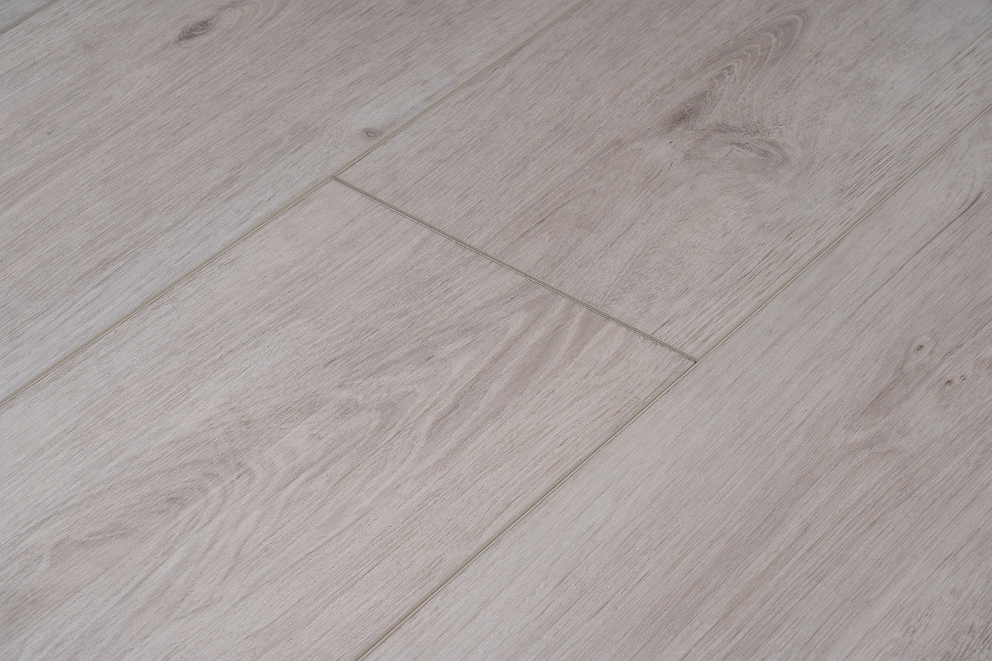 DIAMOND SKY - LVP Flooring - 7.2 in. width