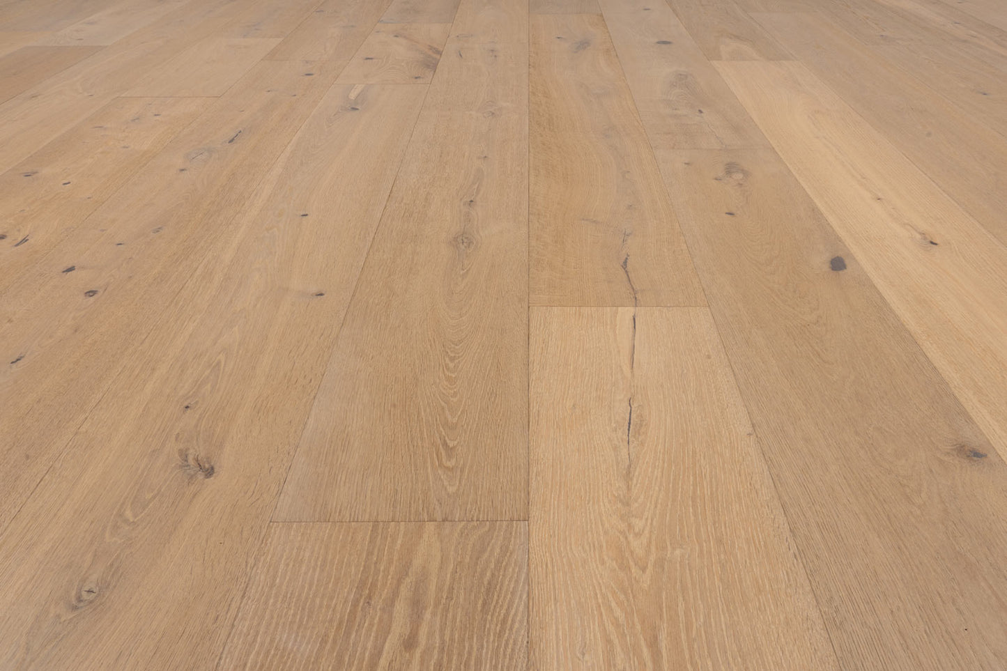Diamonte - European Oak - Engineered Flooring - 9.45 in. wide plank