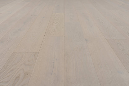 Bella - French Oak - Engineered Flooring - 7.48 in. wide plank