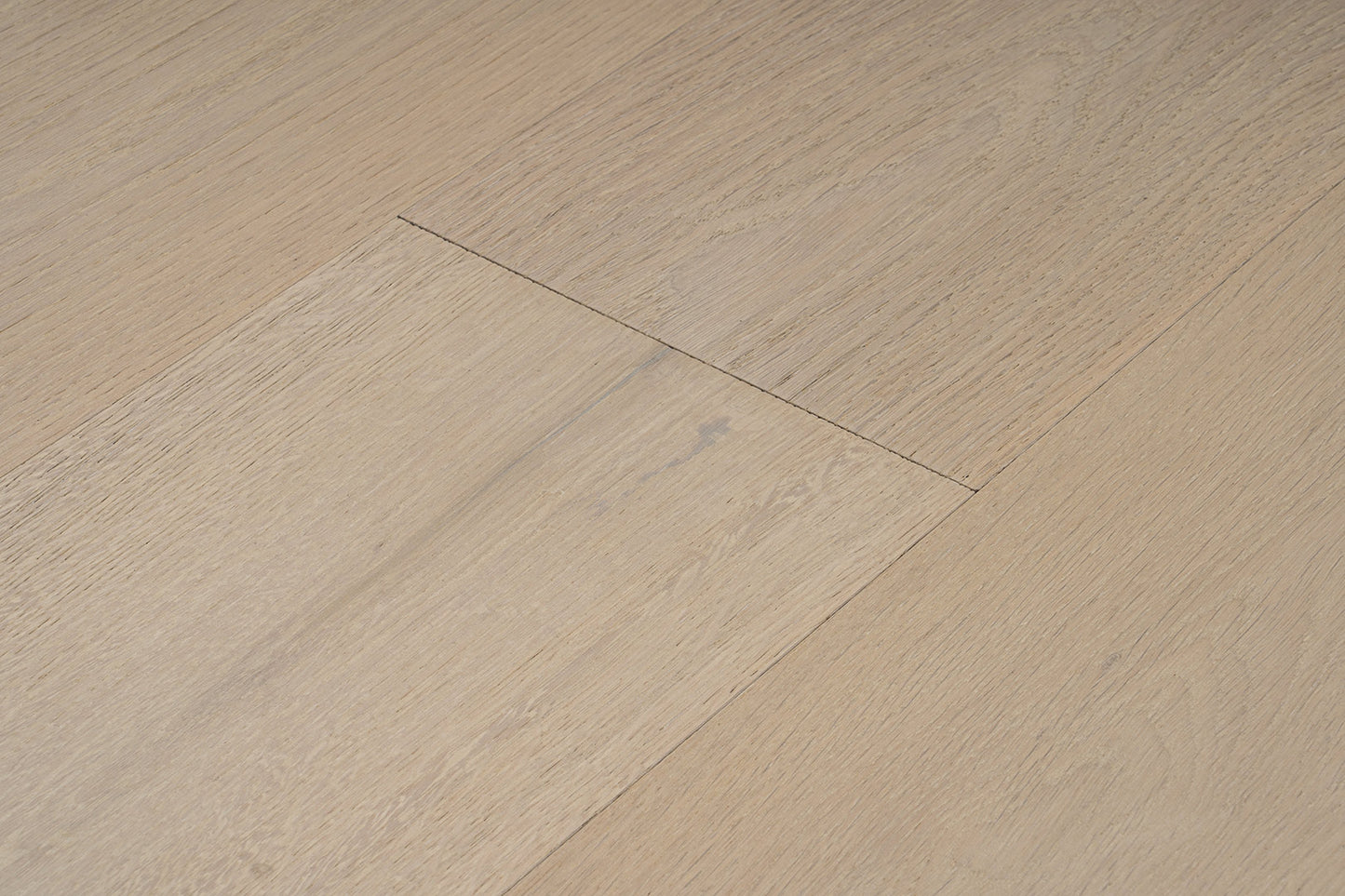 ORO - French Oak - Engineered Flooring - 7.48 in. wide plank