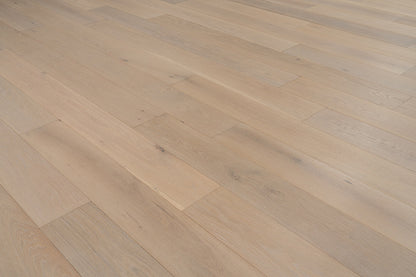 Chiara - French Oak - Engineered Flooring - 7.48 in. wide plank