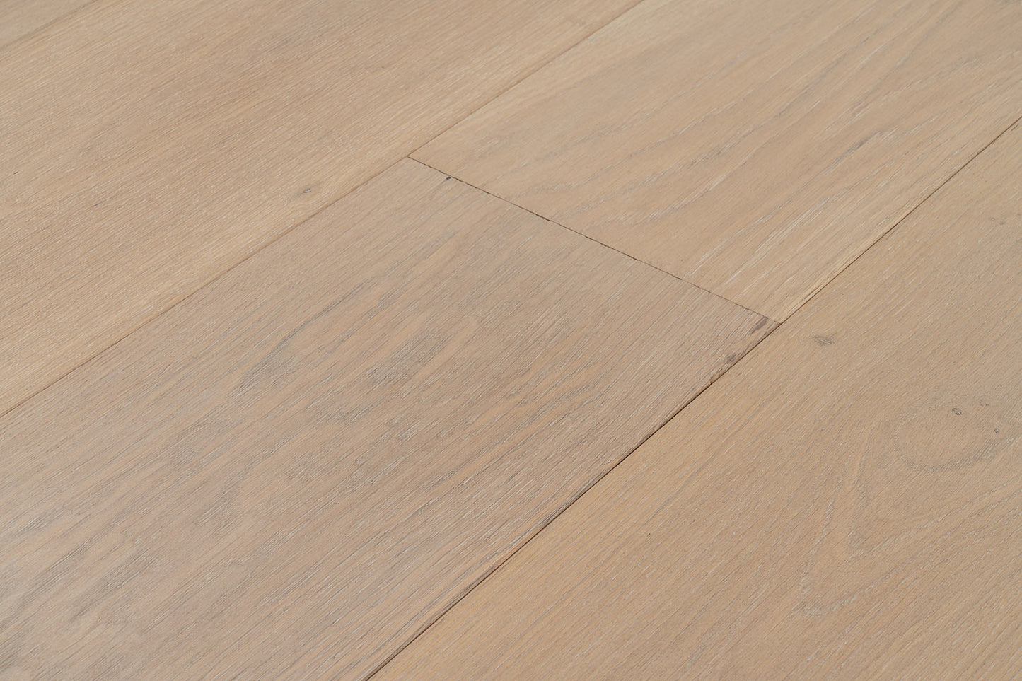 Chiara - French Oak - Engineered Flooring - 7.48 in. wide plank