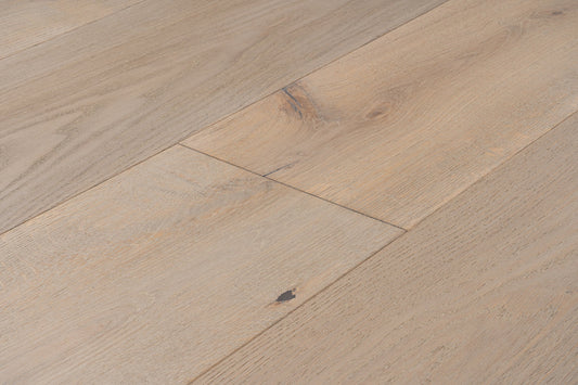 AMOUR - European Oak - Engineered Flooring - 9.45 in. wide plank