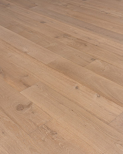 STADIO - European Oak - Engineered Flooring - 7.48 in. wide plank
