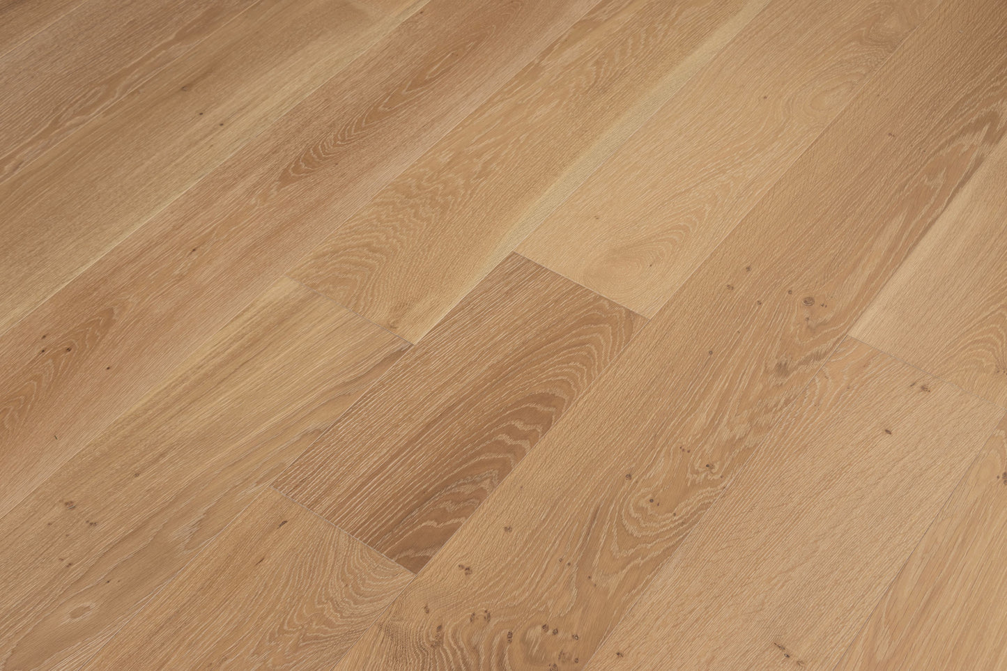 CALI - Twilight Tannin - European White Oak - Select Grade - Engineered Flooring - 7.8 in. wide plank